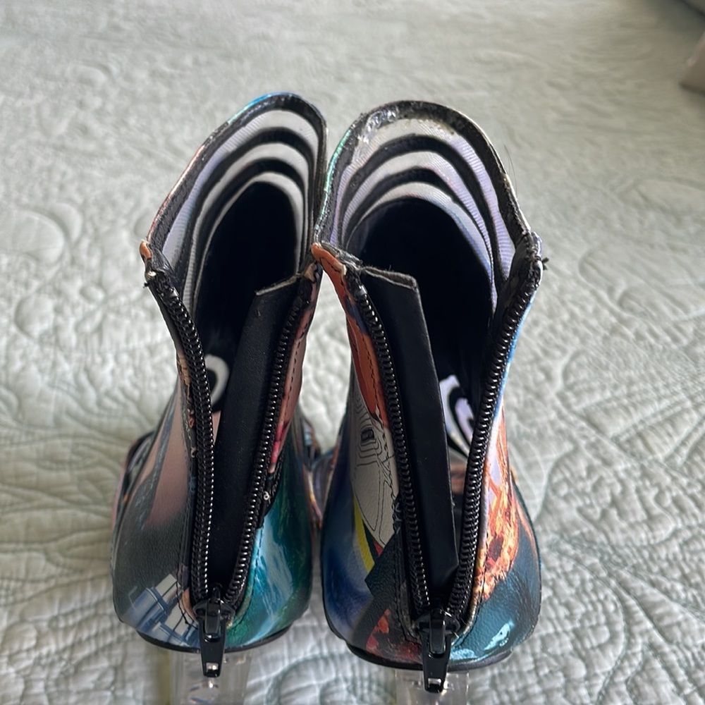 Unique Wedges - Privileged - Picture 8 of 8